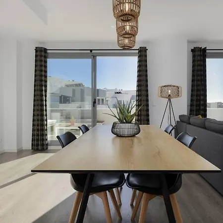 The Sunny Penthouse Apartmán