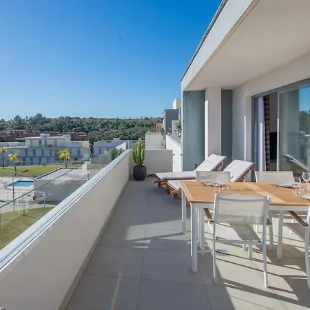 The Sunny Penthouse Apartment
